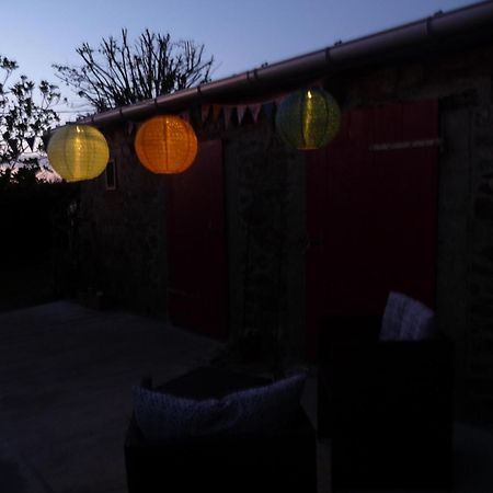 Pleumeur-Gautier Bretagne Chambre D'Hotes Suite 53M2 Et Caravane Vintage Avec Cuisine Et Salle De Bains Privees Brittany B&B 53M2 Suite And Vintage Caravan Glamping With Private Kitchen And Bathroom المظهر الخارجي الصورة