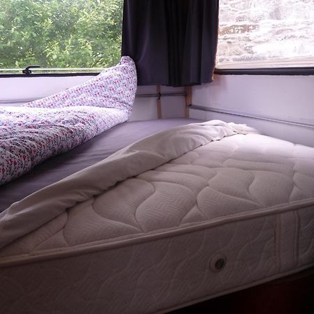 Pleumeur-Gautier Bretagne Chambre D'Hotes Suite 53M2 Et Caravane Vintage Avec Cuisine Et Salle De Bains Privees Brittany B&B 53M2 Suite And Vintage Caravan Glamping With Private Kitchen And Bathroom المظهر الخارجي الصورة