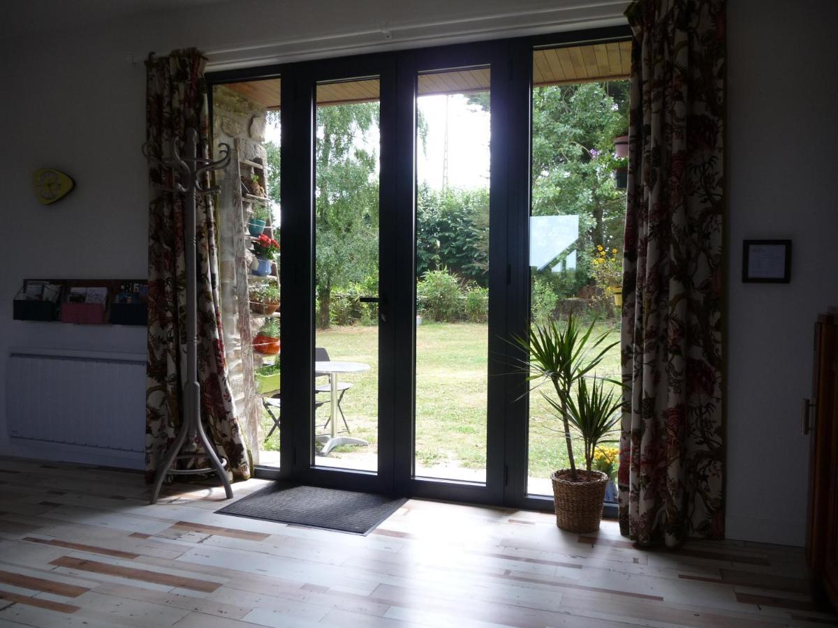 Pleumeur-Gautier Bretagne Chambre D'Hotes Suite 53M2 Et Caravane Vintage Avec Cuisine Et Salle De Bains Privees Brittany B&B 53M2 Suite And Vintage Caravan Glamping With Private Kitchen And Bathroom المظهر الخارجي الصورة